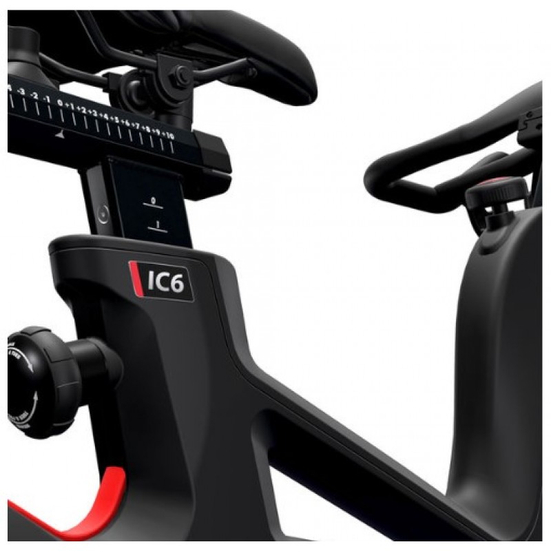 Life Fitness IC6 健身單車機